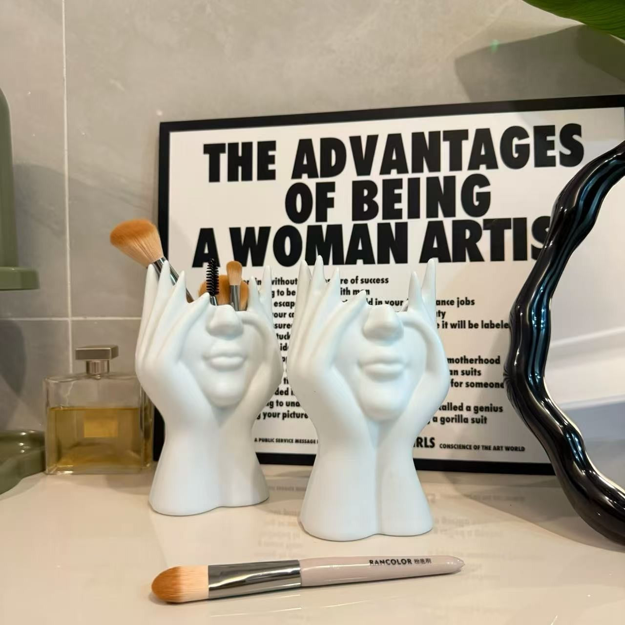 Nordic Face Decor